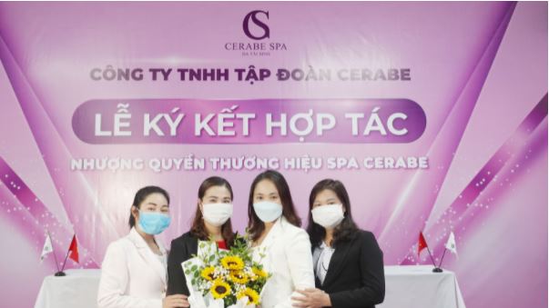 Một số hình ảnh tại lễ ký kết nhượng quyền Spa Cerabe