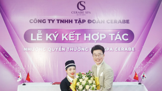 Tân bà chủ Spa Đặng Thị Hồng và Giám đốc chiến lược Shin Jong Ho