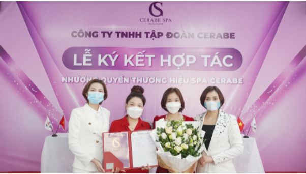 Chúc mừng CEO Nguyễn Thủy có buỗi lễ ký kết diễn ra thành công tốt đẹp