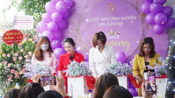 Cắt băng khai trương cơ sở Cerabe Spa 22