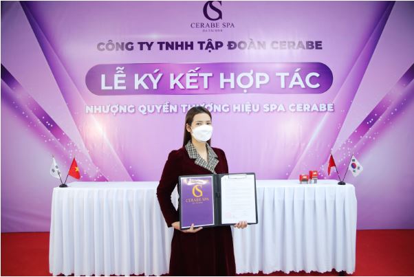 CEO Trịnh Hảo ký kết hợp tác với chuỗi nhượng quyền Spa Cerabe