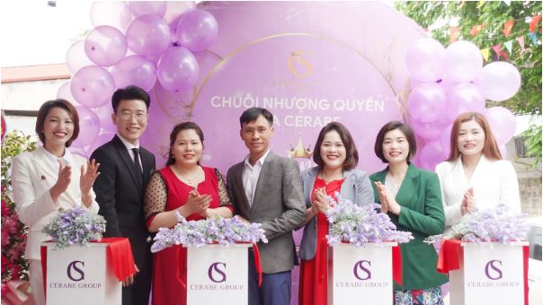 Giám đốc Shin Yong Ho, Chủ Spa Cerabe,... và đại sứ