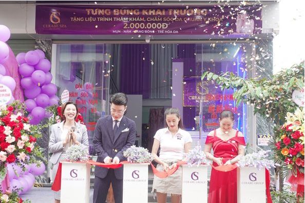 Cắt băng khai trương Cerabe Spa cơ sở 50
