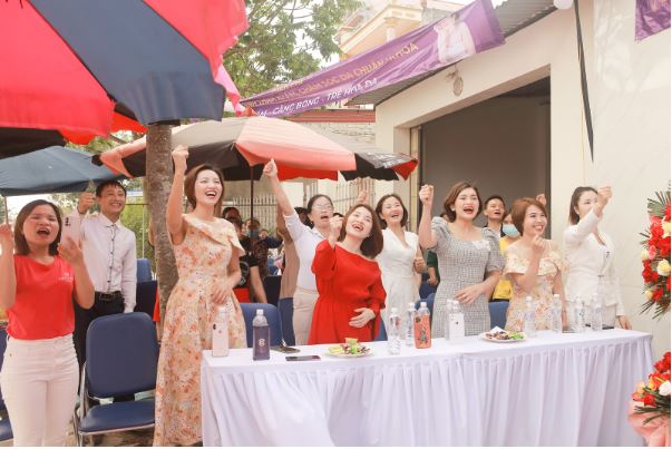 Khách mời tham dự buổi lễ rất đông