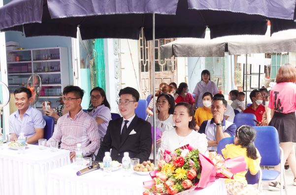 Khách tham dự sự kiện rất đông