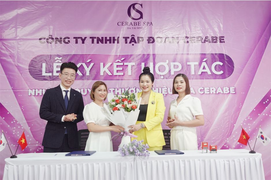 Chúc mừng CEO Đinh Thị Huế - Tân chủ Spa Cerabe tại Tuyên Quang