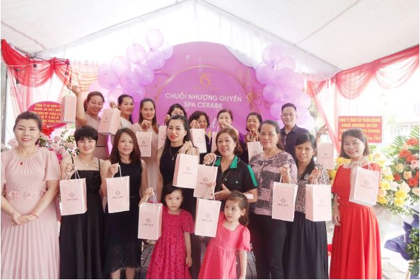 Rất nhiều khách hàng may mắn đã được trải nghiệm dịch vụ đẳng cấp và mang quà về