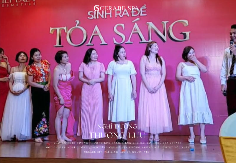 8 nữ hoàng của Cerabe tham gia mini game Nối chữ