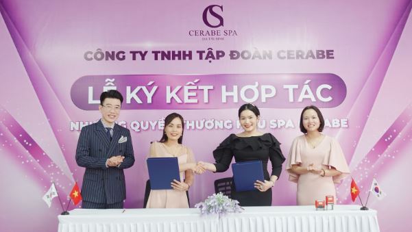 Lễ ký kết hợp tác giữa CEO Vi Thị Hồng và tập đoàn Cerabe