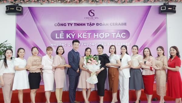 Lễ ký kết hợp tác với chuỗi nhượng quyền thương hiệu Cerabe diễn ra thành công tốt đẹp