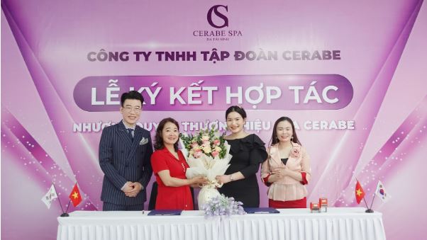 Buỗi lễ ký kết diễn ra thành công tốt đẹp