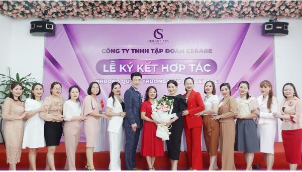 Buỗi lễ ký kết nhượng quyền thương hiệu Cerabe Spa diễn ra thành công tốt đẹp