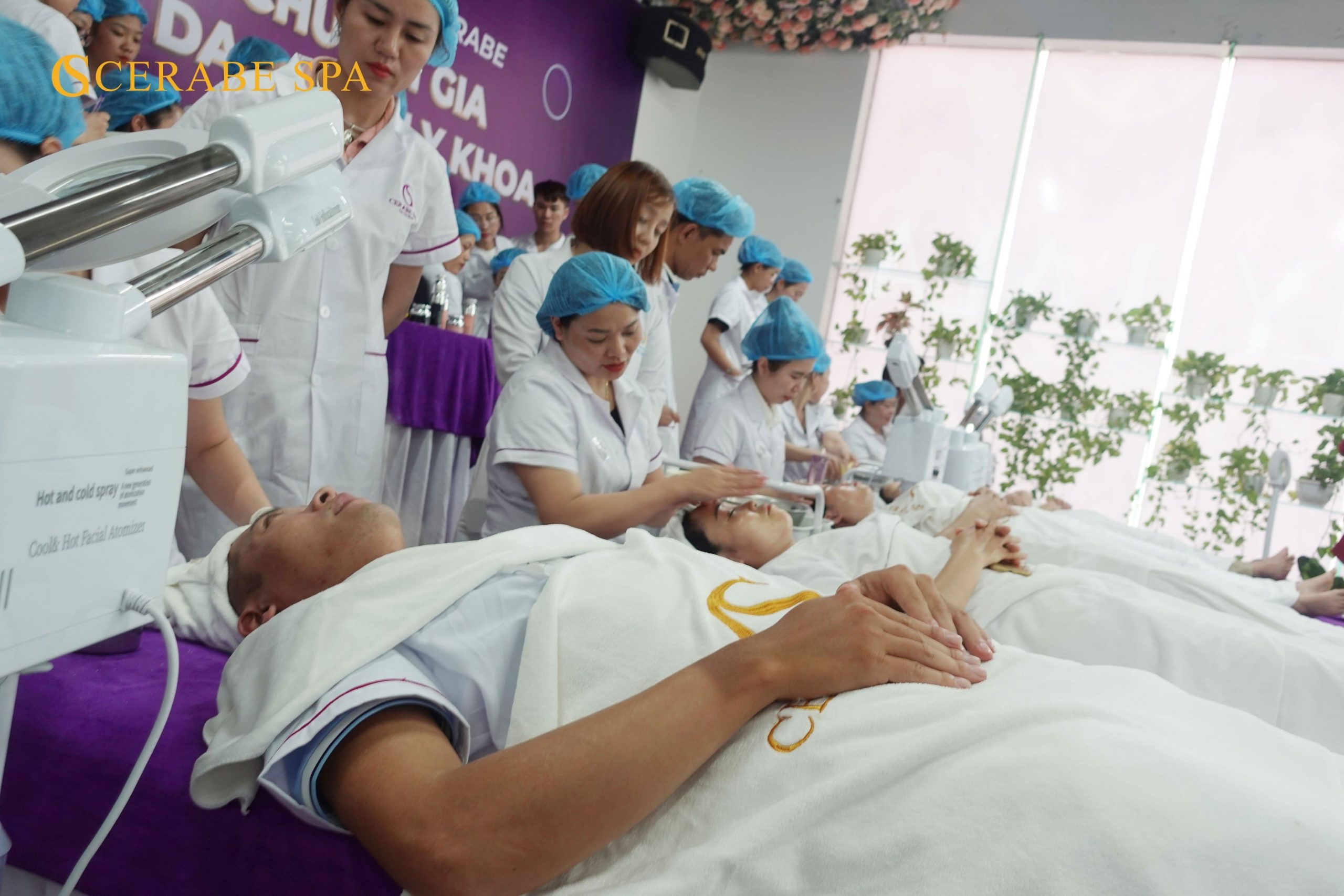 Các chuyên gia thực hành trên mẫu thật